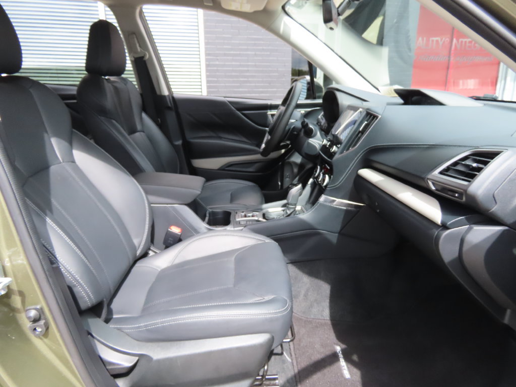 Used 2024 Subaru Forester Limited AWD/4WD image 37