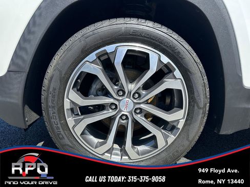 Used 2021 GMC Terrain SLT w/ Infotainment Package II AWD/4WD image 10