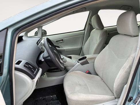 Used 2015 Toyota Prius Two FWD image 11