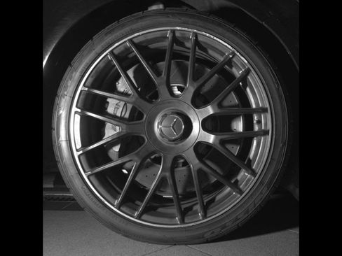 Used 2018 Mercedes-Benz C 63 AMG S image 9