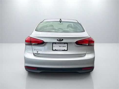 Used 2018 Kia Forte LX w/ LX Popular Package image 6