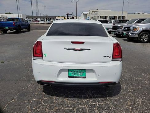 Used 2023 Chrysler 300 S RWD image 4