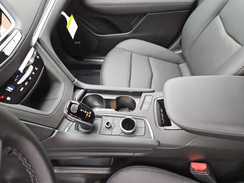New 2025 Cadillac XT5 Sportv w/ Technology Package image 27