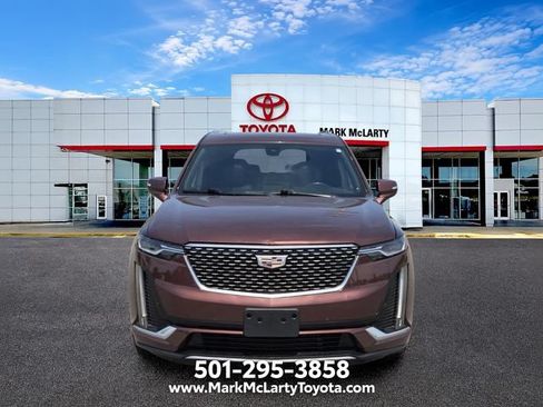 Used 2022 Cadillac XT6 Premium Luxury FWD image 8