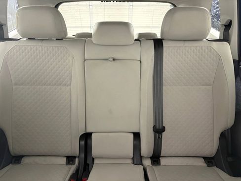 Used 2020 Volkswagen Tiguan S FWD image 38