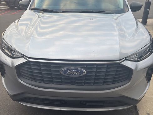 Used 2024 Ford Escape Active image 2