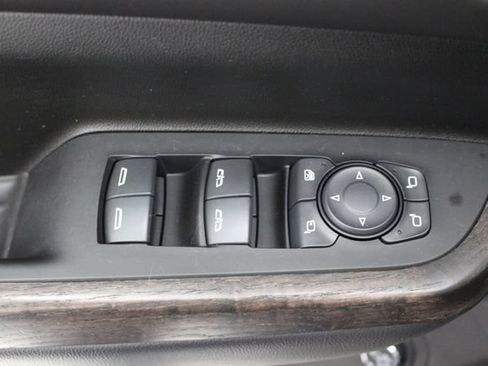 Used 2023 GMC Acadia Denali w/ Black Diamond Edition AWD/4WD image 42