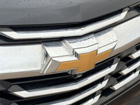 Used 2025 Chevrolet Equinox LT FWD image 28
