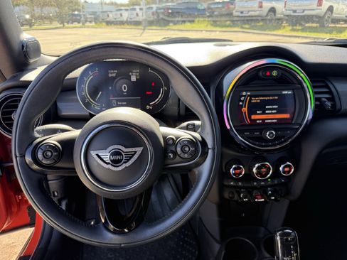 Used 2021 MINI Cooper Convertible w/ 6.5" Touchscreen Package image 14