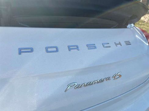 Used 2014 Porsche Panamera 4S image 21