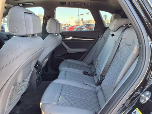 Used 2023 Audi SQ5 Premium Plus w/ Premium Plus Package image 24