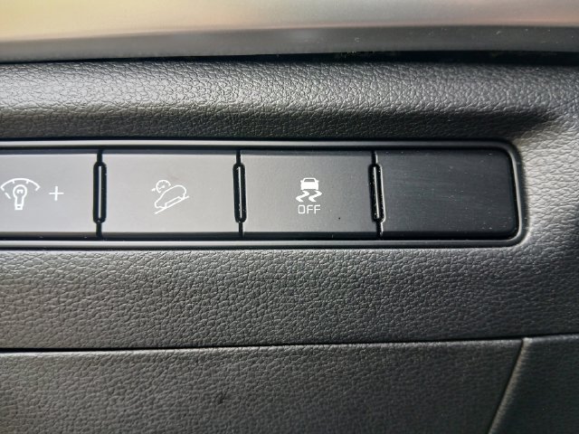 Certified 2024 Kia Telluride S w/ S Sunroof Package FWD image 35