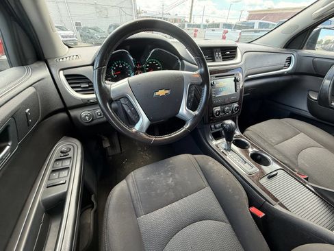 Used 2016 Chevrolet Traverse LT AWD/4WD image 13