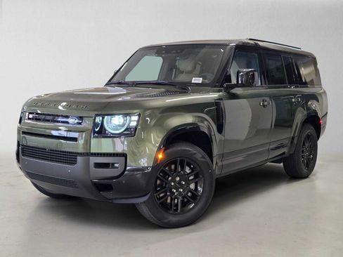 New 2026 Land Rover Defender 130 X-Dynamic SE AWD/4WD image 1