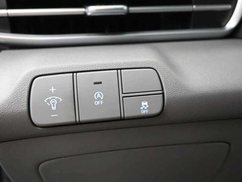 New 2026 Hyundai Elantra SE FWD image 21