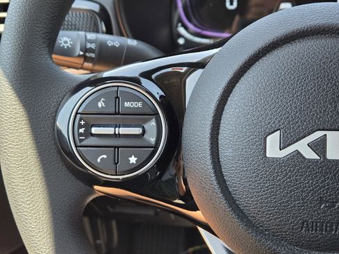 New 2025 Kia Soul S image 22