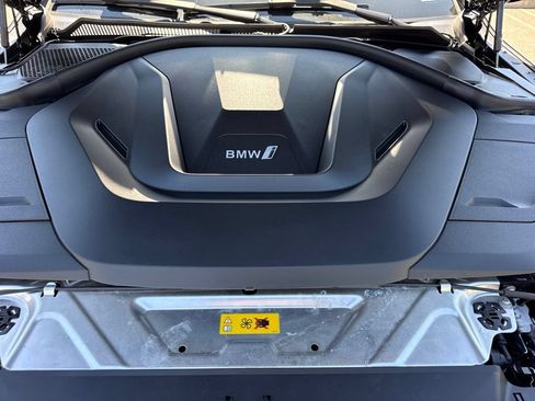 Used 2023 BMW i4 eDrive35 w/ Premium Package RWD image 33