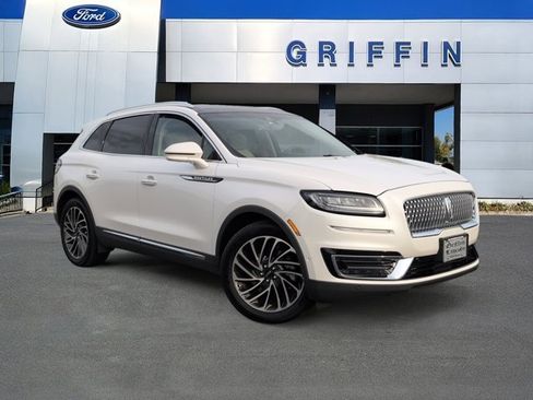 Used 2019 Lincoln Nautilus Reserve image 2