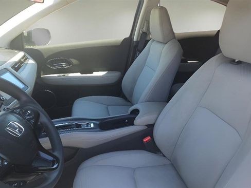 Used 2019 Honda HR-V EX image 11
