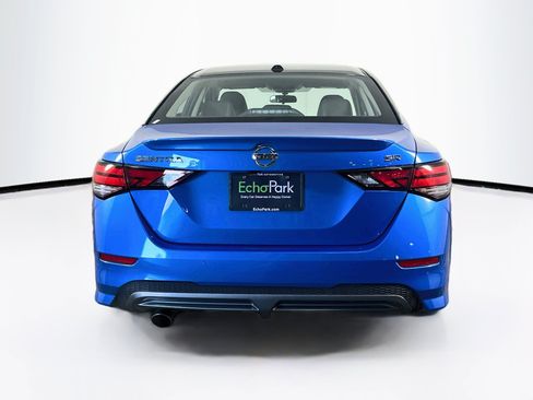 Used 2023 Nissan Sentra SR w/ SR Premium Package FWD image 7