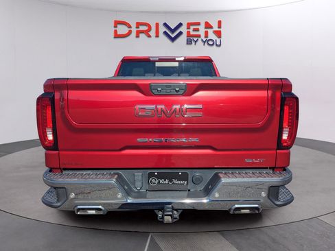 Used 2022 GMC Sierra 1500 SLT w/ SLT Premium Plus Package image 5
