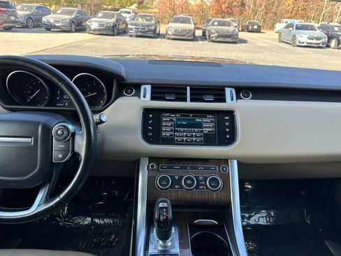 Used 2016 Land Rover Range Rover Sport HSE image 17