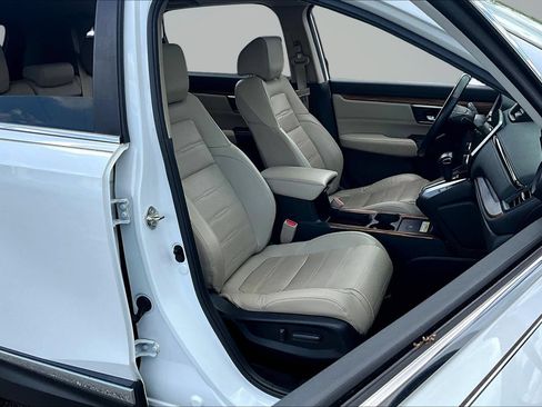 Used 2020 Honda CR-V Touring image 32