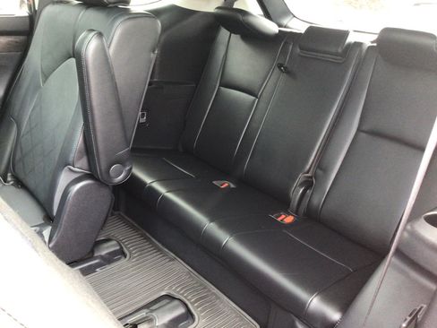 Used 2021 Toyota Highlander Platinum AWD/4WD image 13