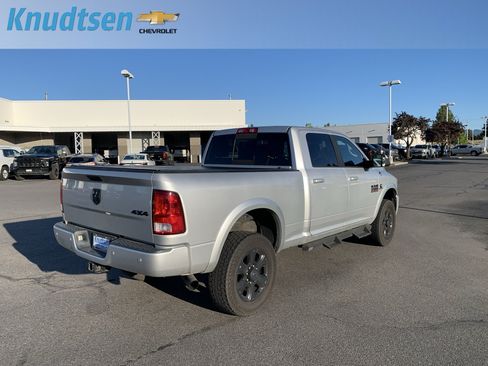 Used 2018 RAM 2500 Big Horn w/ Sport Appearance Group AWD/4WD image 7