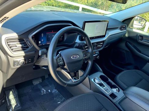 Used 2024 Ford Escape Active w/ Tech Pack #1 AWD/4WD image 19