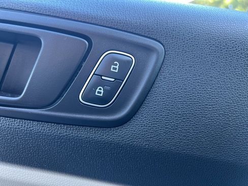 Used 2021 Ford EcoSport S image 22