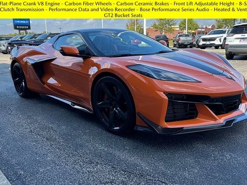 Used 2024 Chevrolet Corvette Z06 image 1