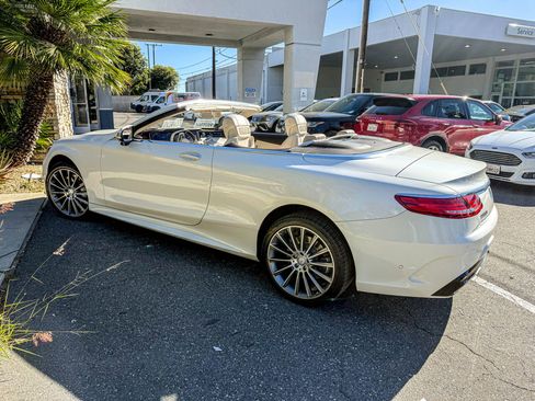 Used 2017 Mercedes-Benz S 550 Cabriolet image 4