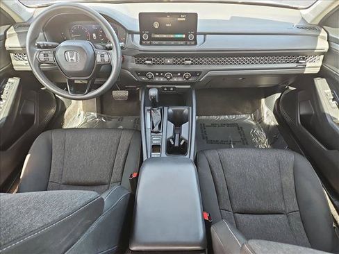 Used 2024 Honda Accord EX image 17