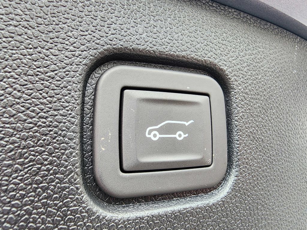 New 2025 Chevrolet Blazer EV LT AWD/4WD image 23