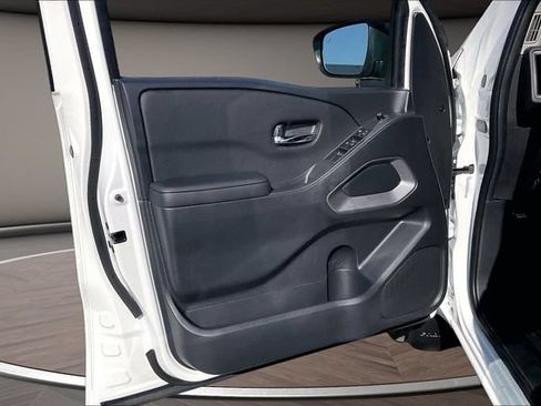Certified 2026 Nissan Frontier SV w/ SV Convenience Package AWD/4WD image 22