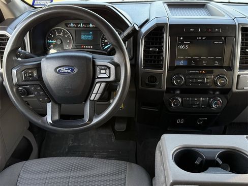 Used 2019 Ford F150 XLT image 12