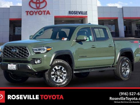 Certified 2022 Toyota Tacoma TRD Off-Road w/ TRD Premium Off Road Package AWD/4WD image 1
