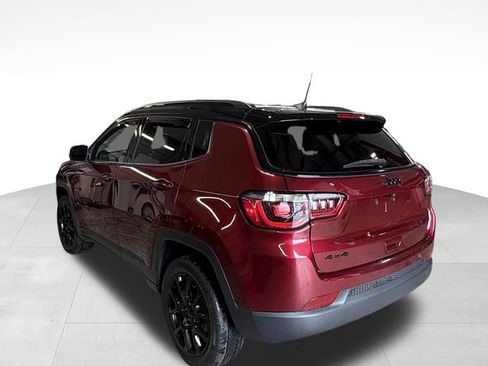 Used 2022 Jeep Compass Latitude AWD/4WD image 3