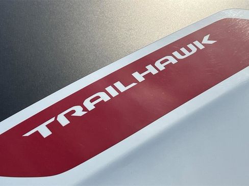 Used 2024 Jeep Compass Trailhawk image 26