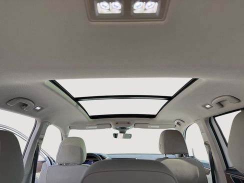 New 2026 Volkswagen Atlas SE image 13