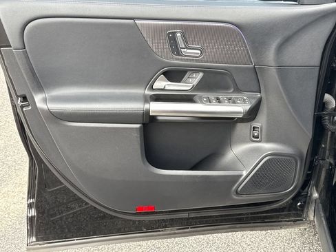 Used 2023 Mercedes-Benz GLA 250 image 10