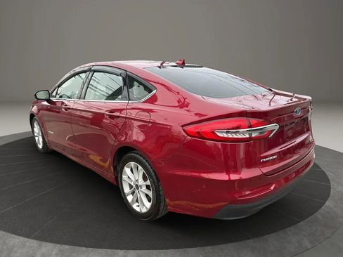 Used 2019 Ford Fusion SE image 7