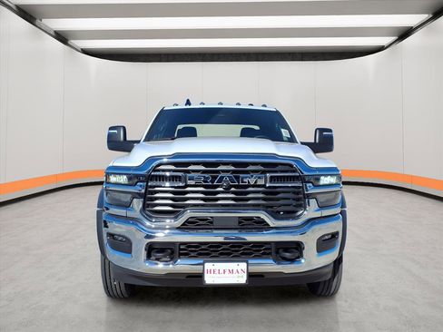 New 2026 RAM 4500 Tradesman w/ Chrome Appearance Group image 2