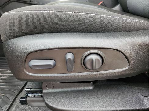 New 2026 Chevrolet Blazer LT w/ Convenience Package AWD/4WD image 16