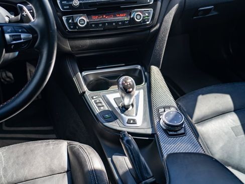 Used 2015 BMW M3 RWD image 24