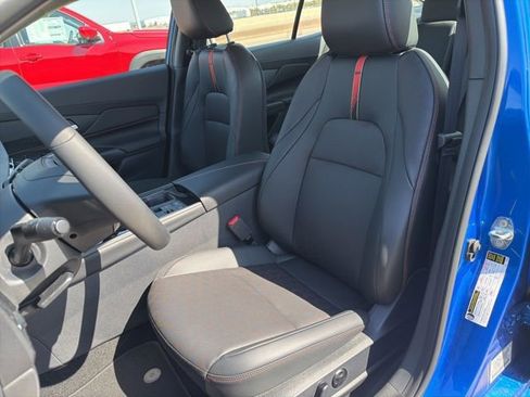 New 2026 Nissan Sentra SR w/ SR Premium Package FWD image 5
