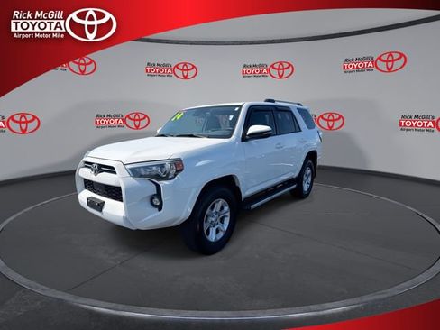 Used 2024 Toyota 4Runner SR5 Premium w/ Moonroof Package AWD/4WD image 4