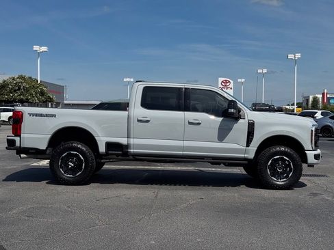 Used 2025 Ford F250 Lariat w/ Tremor Off-Road Package AWD/4WD image 7