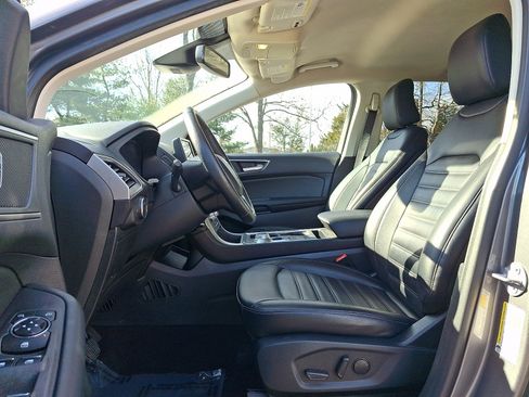 Used 2022 Ford Edge SEL w/ Convenience Package image 14